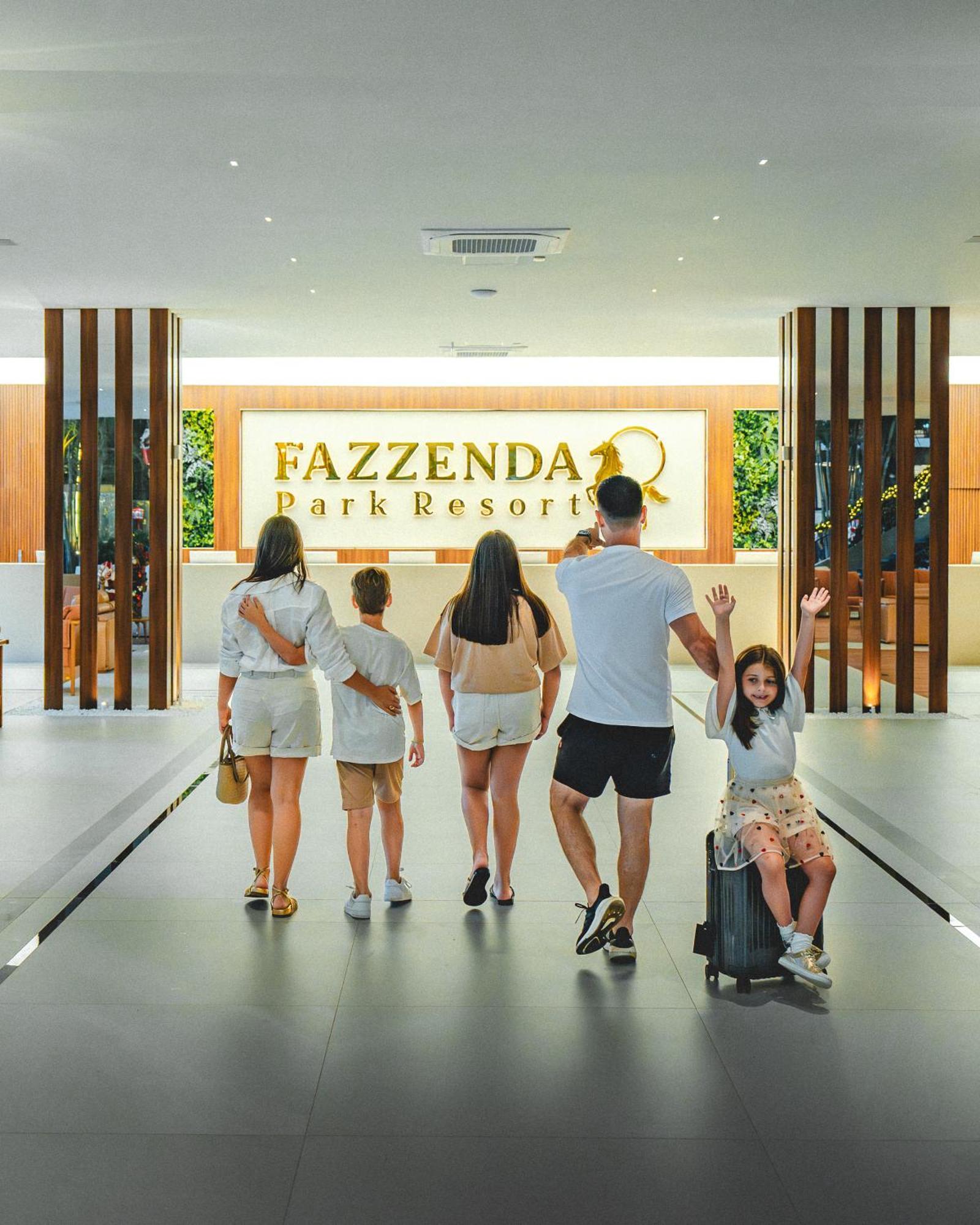 Fazzenda Park Resort Gaspar Extérieur photo